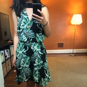 US 8 BelleVere Tropical Print Green & Black Dress
